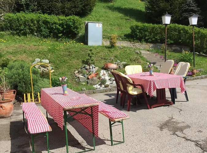 Luggwirt בית הארחה